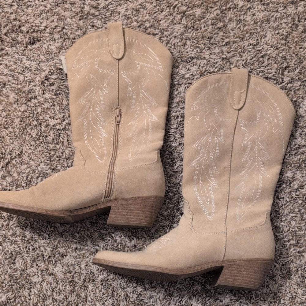 No Boundaries Beige Heeled Boots